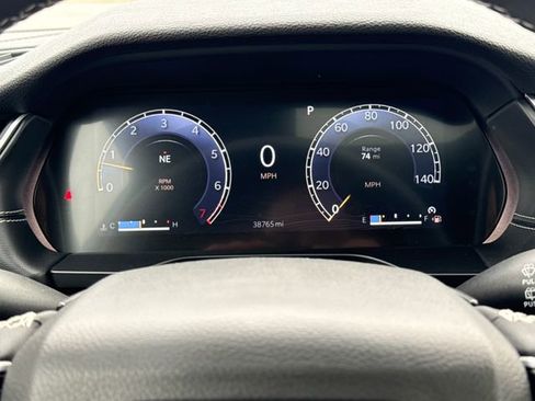 Used 2023 Jeep Grand Cherokee Altitude image 27