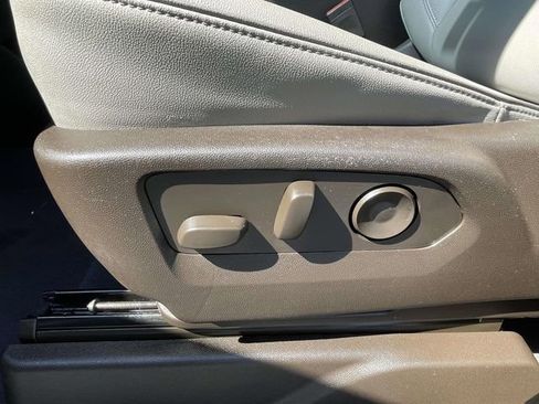 Certified 2023 GMC Yukon SLT image 24