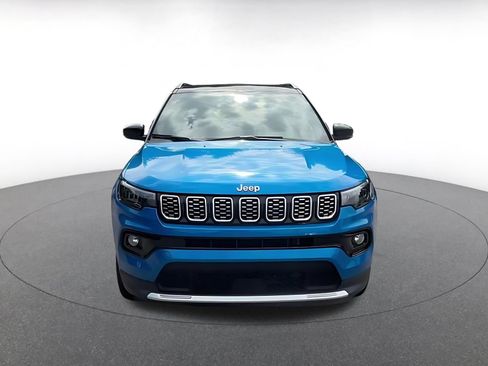 Used 2025 Jeep Compass Limited AWD/4WD image 4