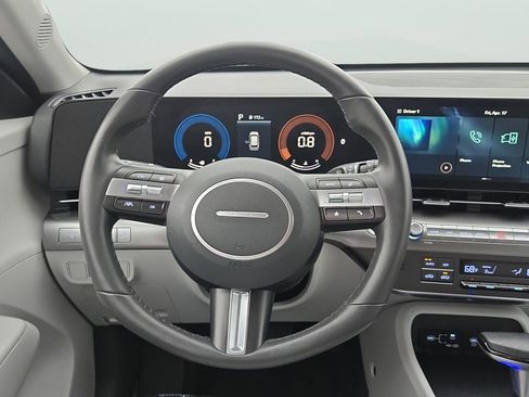 Used 2025 Hyundai Kona SEL image 19