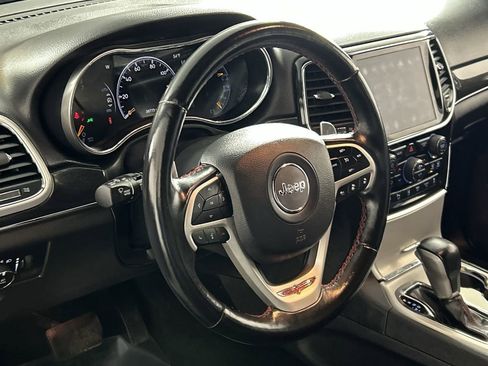 Used 2020 Jeep Grand Cherokee Trailhawk w/ Interior Metal Package image 14