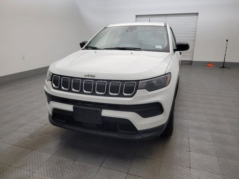 Used 2022 Jeep Compass Sport AWD/4WD image 15
