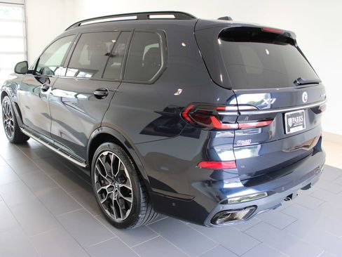 Used 2023 BMW X7 xDrive40i w/ Executive Package AWD/4WD image 32
