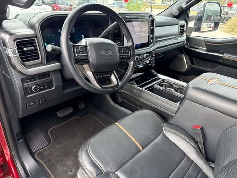 Used 2024 Ford F250 Platinum image 11