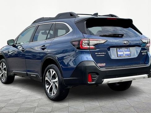 Used 2021 Subaru Outback Limited image 11