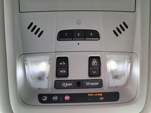 Used 2018 GMC Terrain SLT image 13