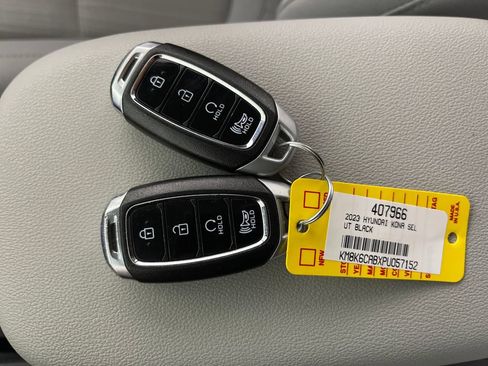 Certified 2023 Hyundai Kona SEL AWD/4WD image 26