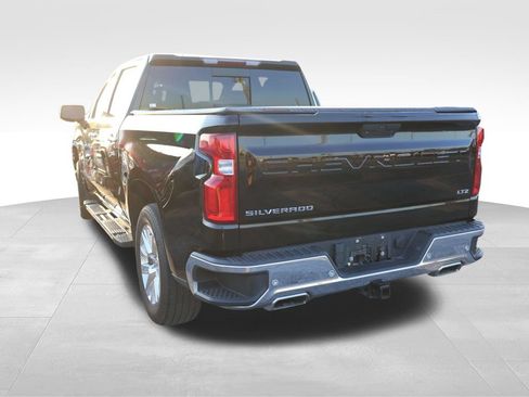 Used 2019 Chevrolet Silverado 1500 LTZ AWD/4WD image 23