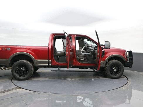 Used 2017 Ford F250 King Ranch w/ King Ranch Ultimate Package image 3