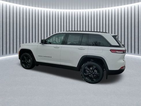 New 2026 Jeep Grand Cherokee Limited w/ Limited Altitude Package image 15