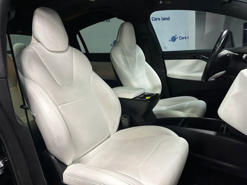 Used 2017 Tesla Model X 75D image 22