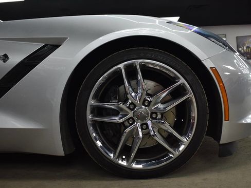 Used 2014 Chevrolet Corvette Stingray Convertible w/ 2LT Preferred Equipment Group image 7