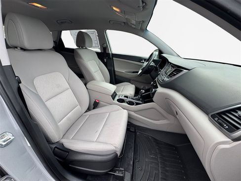Used 2017 Hyundai Tucson Sport w/ Cargo Package image 28