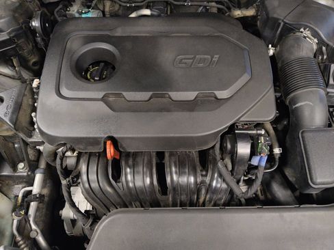 Used 2017 Hyundai Sonata SE image 30