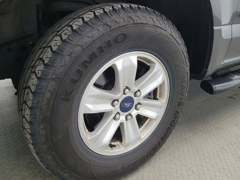 Used 2017 Ford F150 XLT AWD/4WD image 31