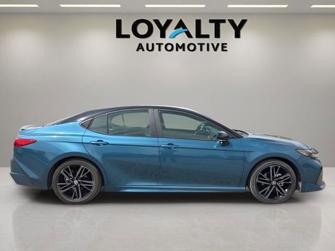 Used 2025 Toyota Camry XSE image 6