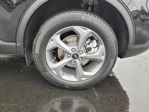 Used 2025 Ford Escape ST-Line image 9