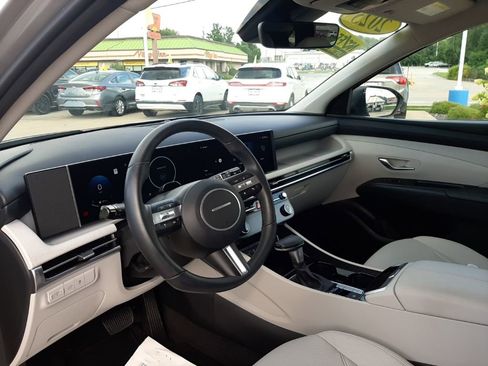 Used 2025 Hyundai Tucson SEL image 15