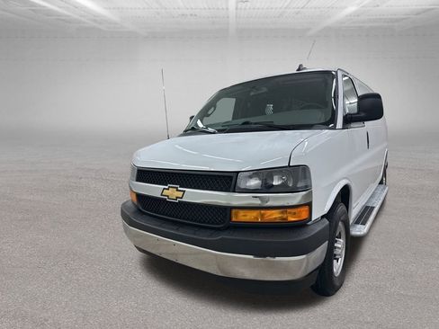 Used 2024 Chevrolet Express 2500 Work Van w/ Driver Convenience Package image 6