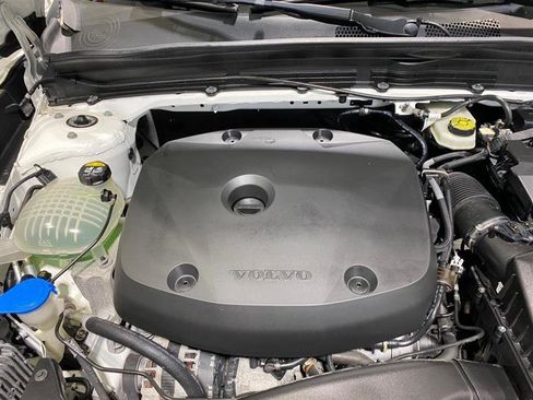 Used 2019 Volvo XC40 T4 Inscription FWD image 21