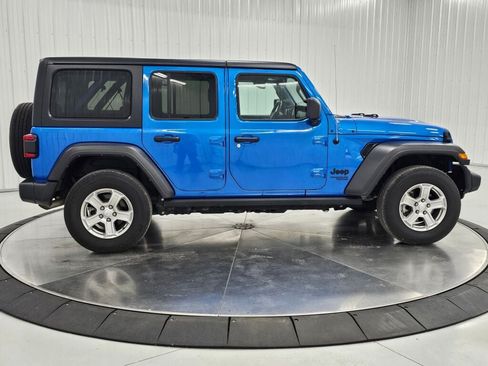 Used 2021 Jeep Wrangler Unlimited Sport AWD/4WD image 6