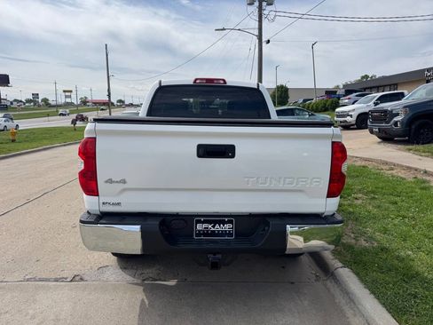 Used 2018 Toyota Tundra Limited AWD/4WD image 4