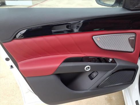 New 2026 Maserati Grecale Modena image 16