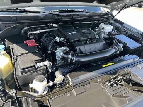 Used 2023 Nissan Frontier Pro-X w/ Pro Convenience Package RWD image 22