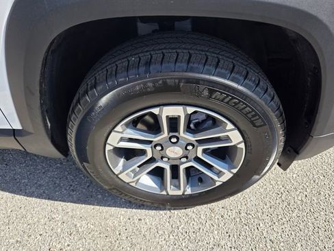 New 2026 GMC Terrain Elevation image 17