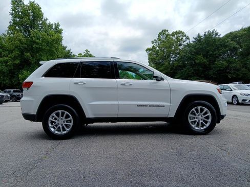 Used 2021 Jeep Grand Cherokee Laredo image 5