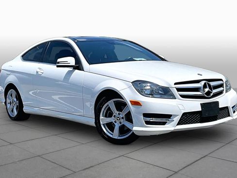 Used 2013 Mercedes-Benz C 250 Coupe image 3