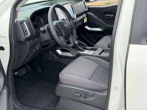New 2026 Nissan Frontier SV w/ SV Convenience Package AWD/4WD image 11