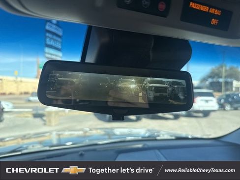 Used 2019 Cadillac Escalade ESV Luxury image 31