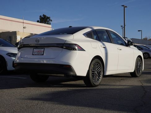 New 2026 Nissan Sentra SV image 4