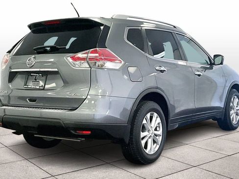 Used 2015 Nissan Rogue SV w/ SV Premium Package image 12