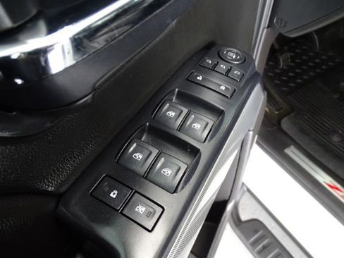 Used 2018 Chevrolet Silverado 1500 LTZ Z71 w/ Redline Edition image 9