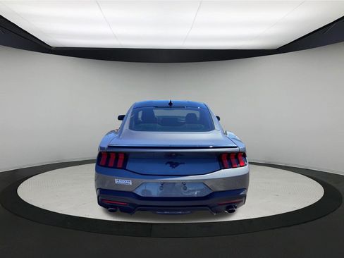 Used 2024 Ford Mustang Coupe RWD image 7