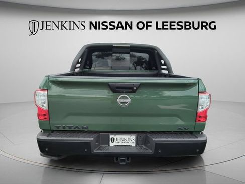 Certified 2024 Nissan Titan SV w/ SV Bronze Edition Package RWD image 7