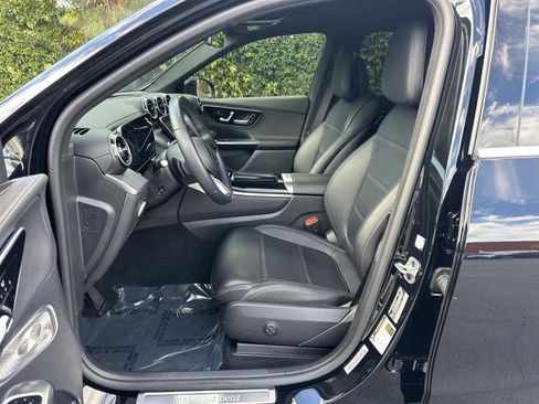 Used 2024 Mercedes-Benz GLC 300 image 11