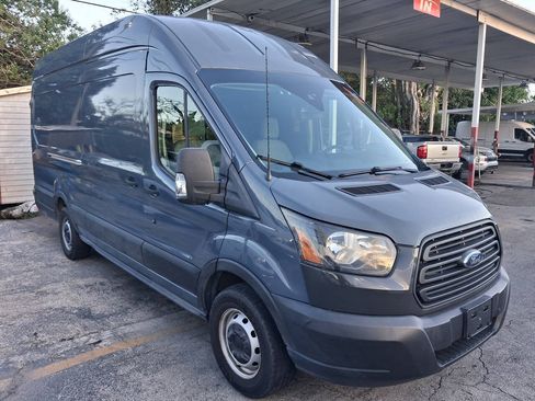 Used 2019 Ford Transit 250 148 High Roof Extended RWD image 5