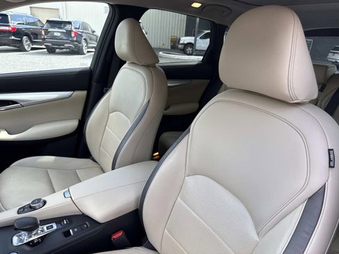 Used 2021 INFINITI QX50 Sensory w/ Cargo Package image 21