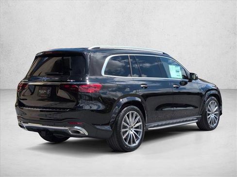 New 2026 Mercedes-Benz GLS 580 4MATIC image 2