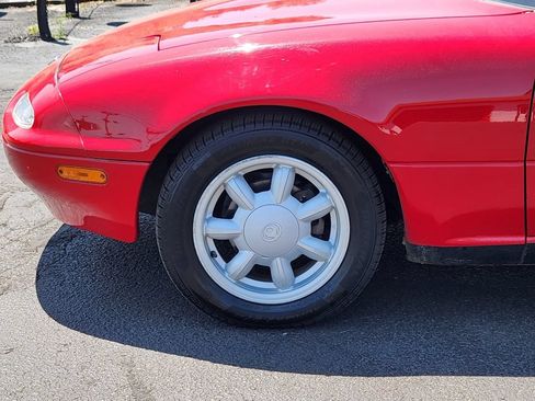 Used 1993 MAZDA MX-5 Miata Limited Edition RWD image 12