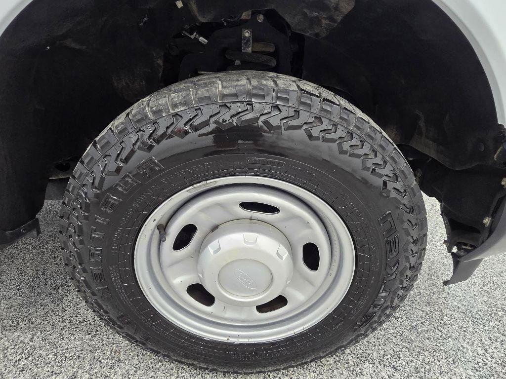 Used 2018 Ford F350 XL w/ Power Equipment Group RWD image 25