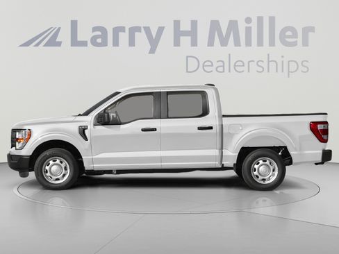 Used 2022 Ford F150 XL w/ STX Appearance Package RWD image 3