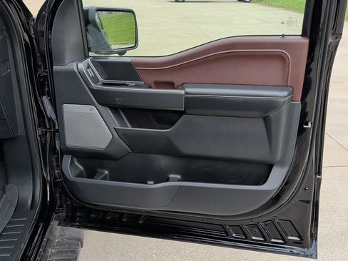 Used 2023 Ford F150 Lariat w/ Equipment Group 502A High image 29