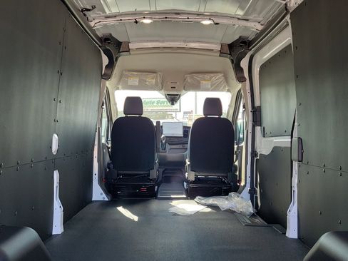 New 2026 Ford Transit 150 148 Medium Roof w/ Load Area Protection Package image 9