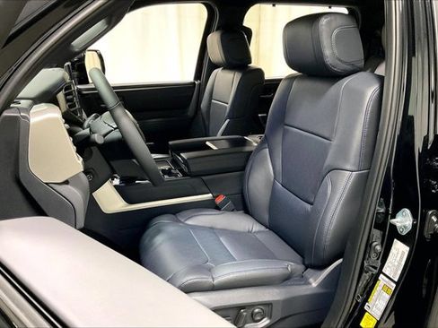 New 2026 Toyota Tundra Platinum AWD/4WD image 9