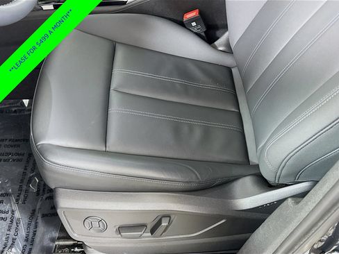 Certified 2025 Audi Q5 Premium w/ Convenience Package AWD/4WD image 12