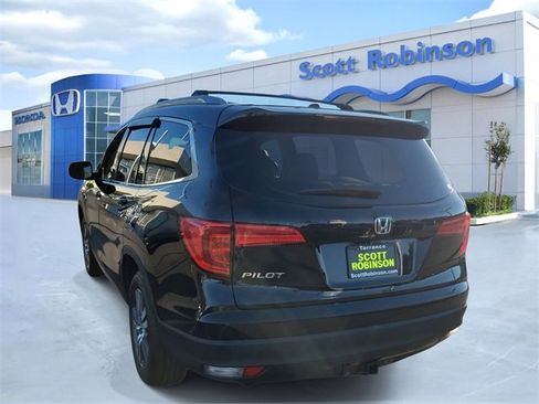Used 2017 Honda Pilot EX-L image 3